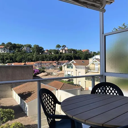 Résidence Les Oyats - T3 Rénové 55m², Balcon Sud&parking – Centre-ville Mae-9734